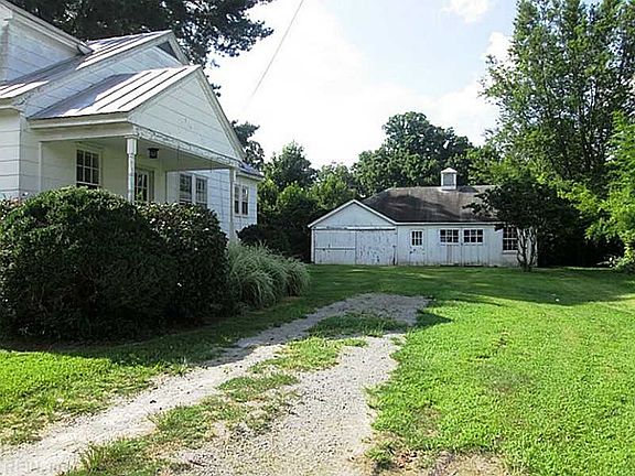 4th image of 3607 Clifford St