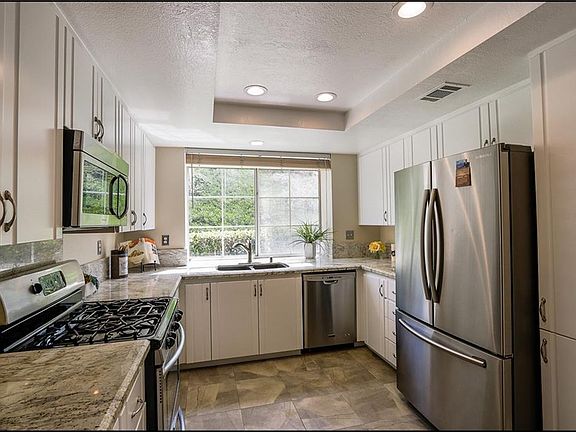 2nd image of 98 Nightingale Dr