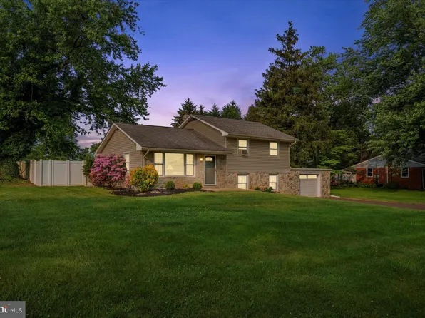 1855 E Cedarville Rd, Pottstown, PA 19465
