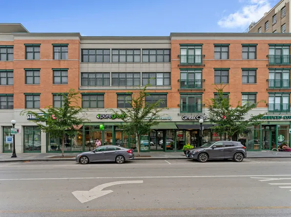 125 N Euclid Ave APT 305, Oak Park, IL 60301