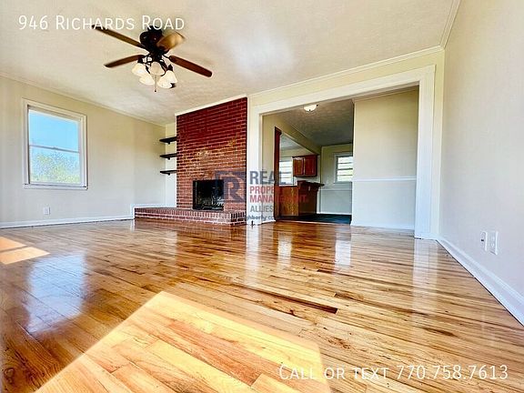 2nd image of 946 Richards Rd NE
