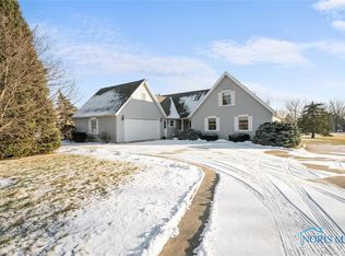 4860 Walbridge Rd, Northwood, OH 43619