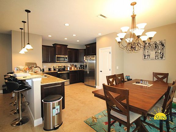 5th image of 438 Bay Oaks Dr