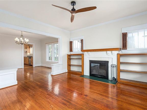 3rd image of 1511 Fairmont St