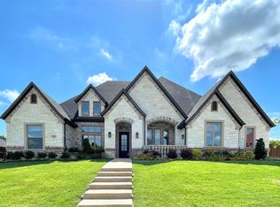 1104 Stone Ridge Ln, Desoto, TX 75115