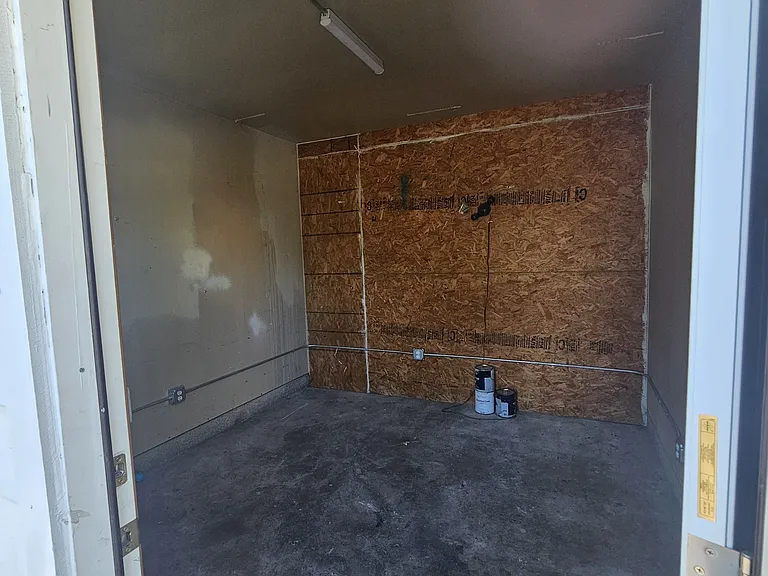 409 E Kerr Ave — Photo 5