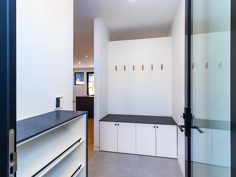 60 Jones Ave #R — Photo 25