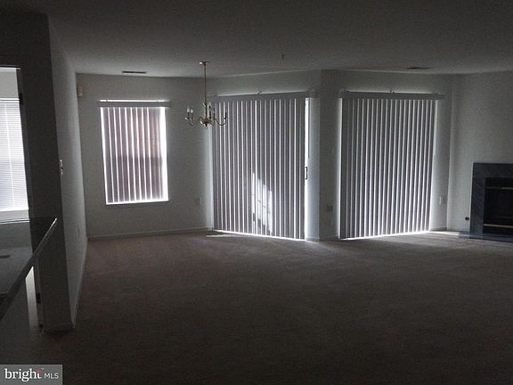 3rd image of 5834 Wyndham Cir Unit 102