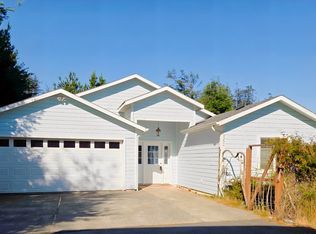 29224 Skunk Run Rd, Gold Beach, OR 97444
