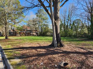 625 Manchester St SE #11, Wilson, NC 27893