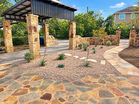 2nd image of 6303 Mountain Shadows Dr