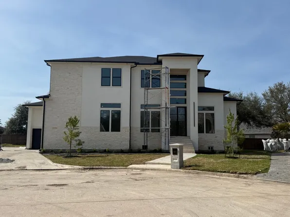 16219 Wimbledon Champions Dr, Spring, TX 77379