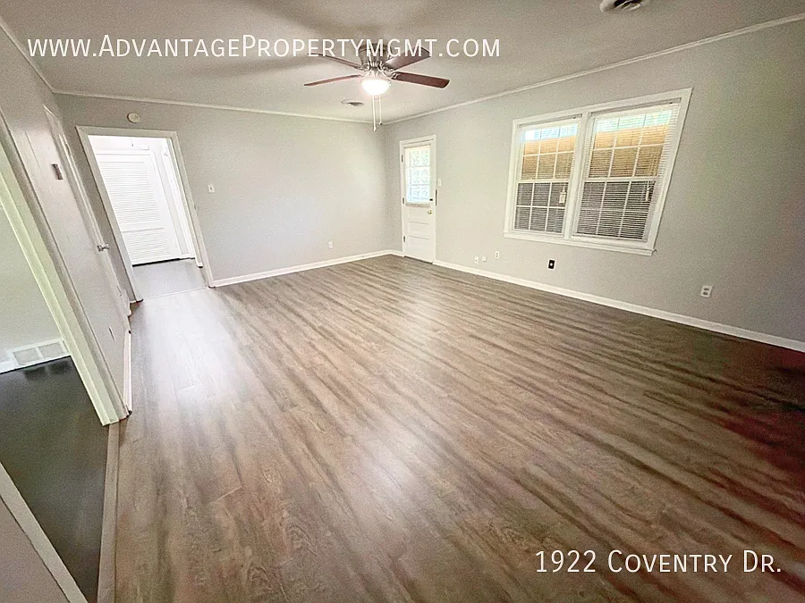 Newly Renovated Home In Frayser - 1922 Coventry Dr. — Photo 2