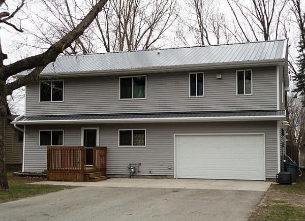 Welcome To Your Year Round Vacation Home