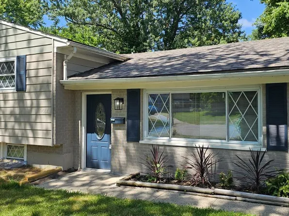 9667 Gertrude Ln, Cincinnati, OH 45231