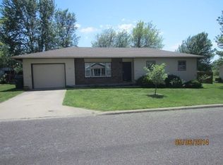 123 Douglas St, Monett, MO 65708