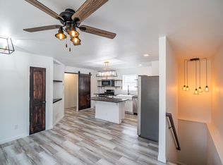 3206 Prairie Dr NE UNIT B, Cedar Rapids, IA 52402