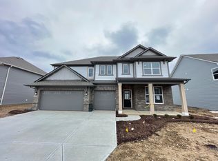 939 Edmonds Pl, Greenwood, IN 46143