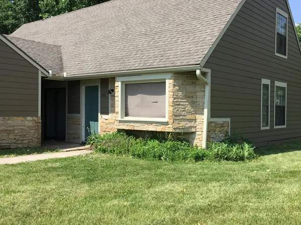 207 Wisconsin St, Lawrence, KS 66044