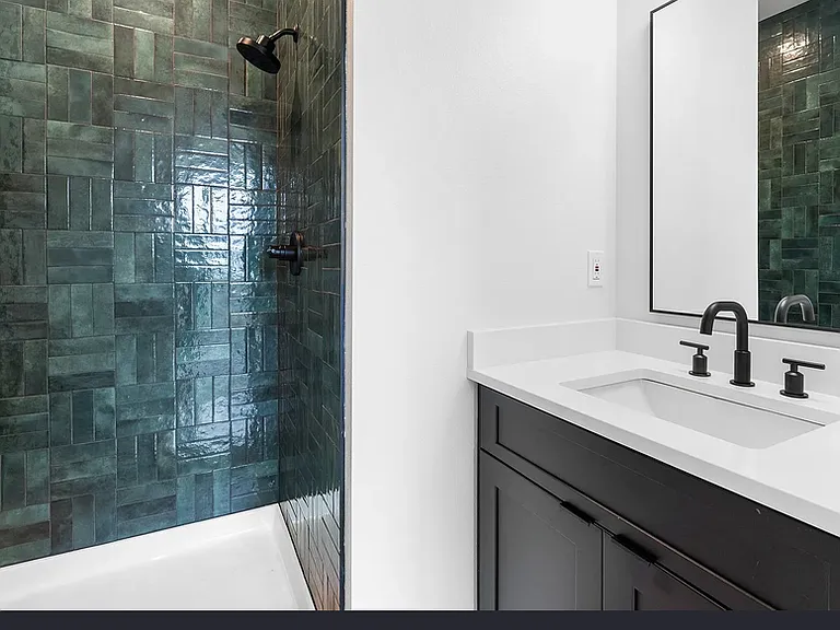 7193 SE Crystal Springs Blvd — Photo 12