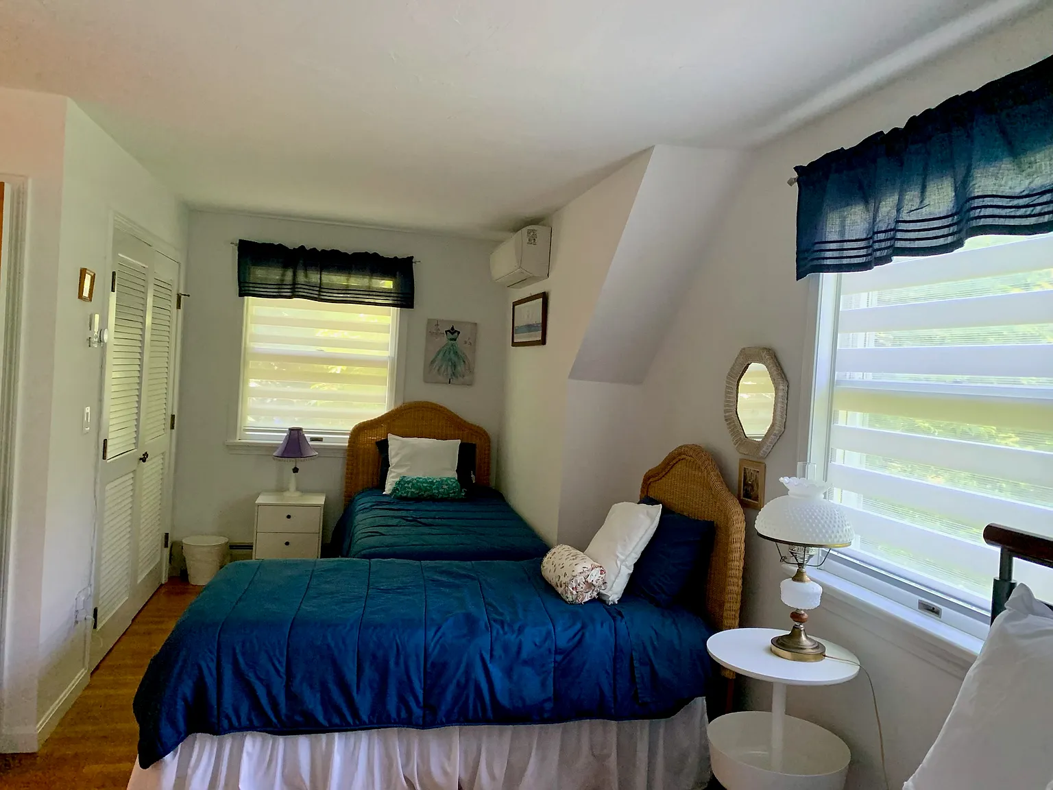 4 bed, 2000 sqft, $9,000 — Photo 3