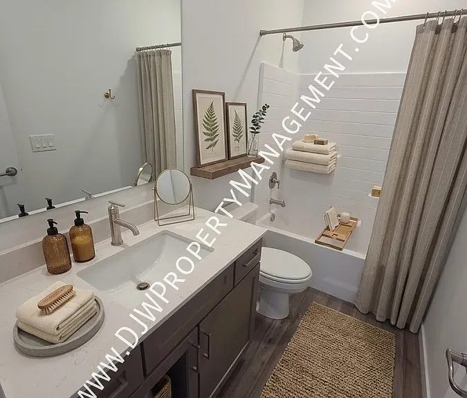 1724 N Big Star Ave — Photo 10