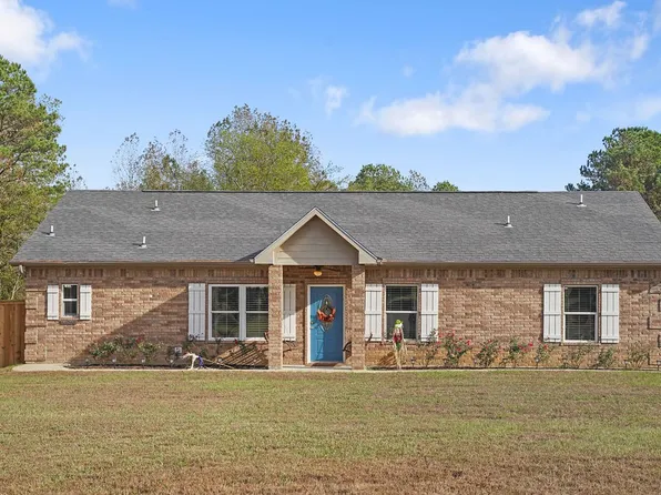 789 County Road 4660, Mount Pleasant, TX 75455