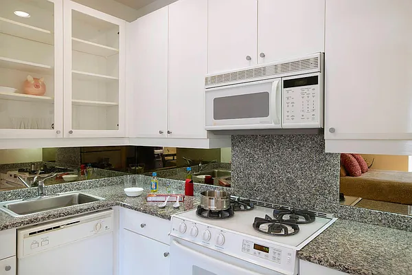 Sold by Keller Williams NYC | media 26