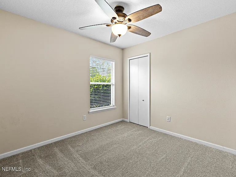 136 Brookfall Dr — Photo 19