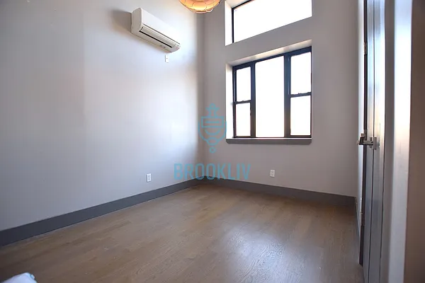 Rented by null | media 38