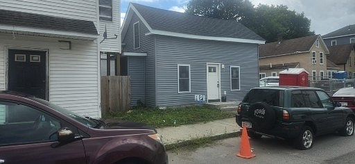 2nd image of 1 Douglas St