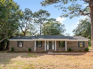 8751 Glen Acres Dr N, Mobile, AL 36608