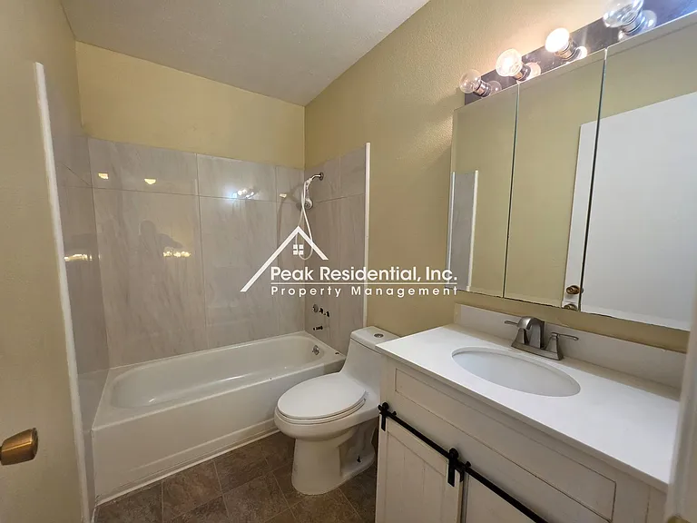 6691 Greenback Ln — Photo 16