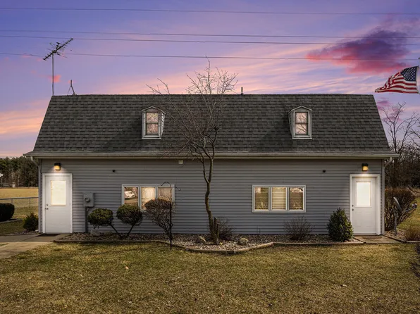 703 E Main St, Centreville, MI 49032