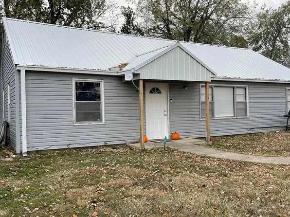 3104 Briggs Ave, Parsons, KS 67357