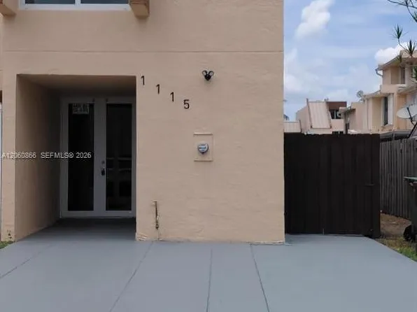 1115 W 38th Ter #50, Hialeah, FL 33012