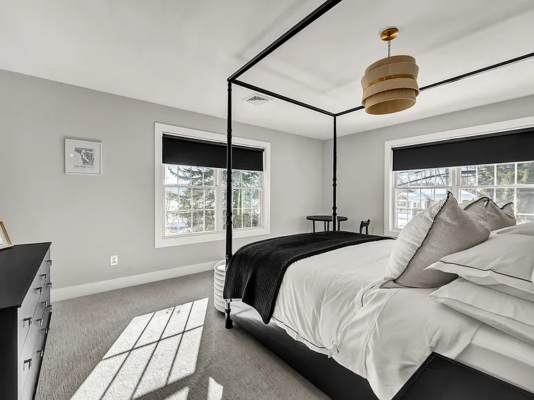 5 Main Dr — Photo 37