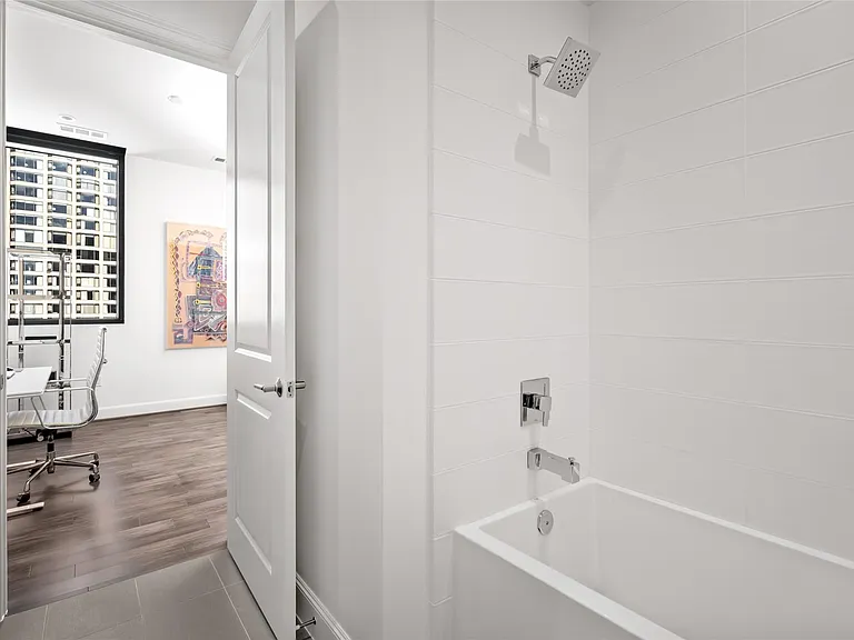 1211 Caroline St #1401 — Photo 15