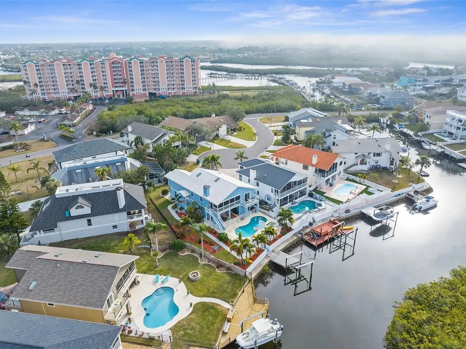 4 bed, 3.0 bath, 3064 sqft, $6,100 — Photo 3