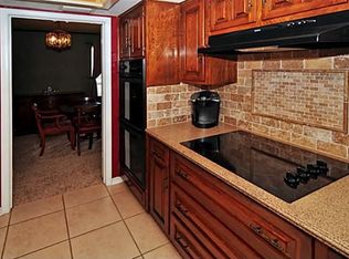 2107 Southmoor Dr, Carrollton, TX 75006