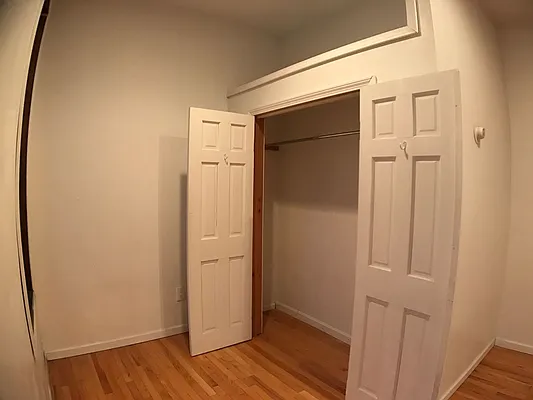 Rented by Roth Realty Management LLC | media 6