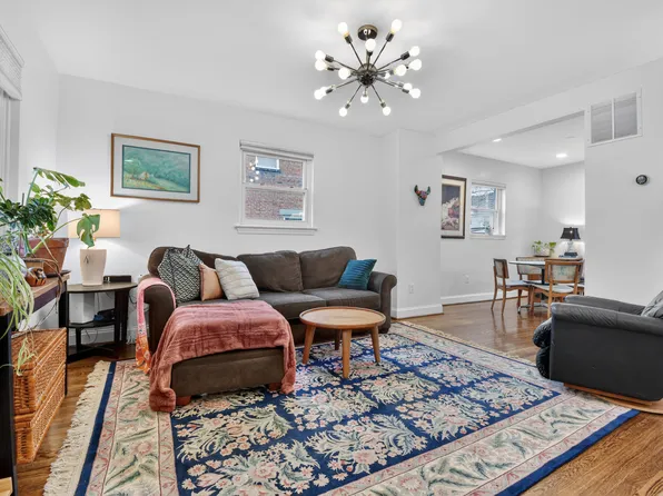 112 Hume Ave, Alexandria, VA 22301