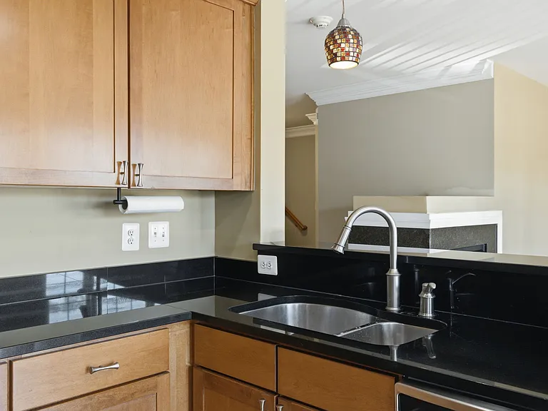 4473 Beacon Grove Cir #B — Photo 20