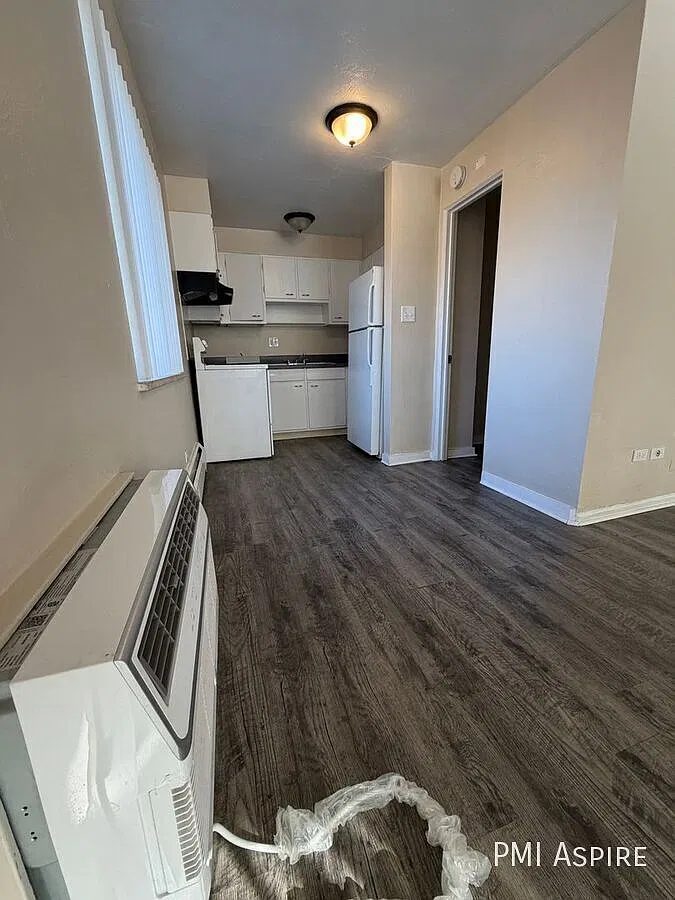 Move-In Special Off First Month's Rent! — Photo 3