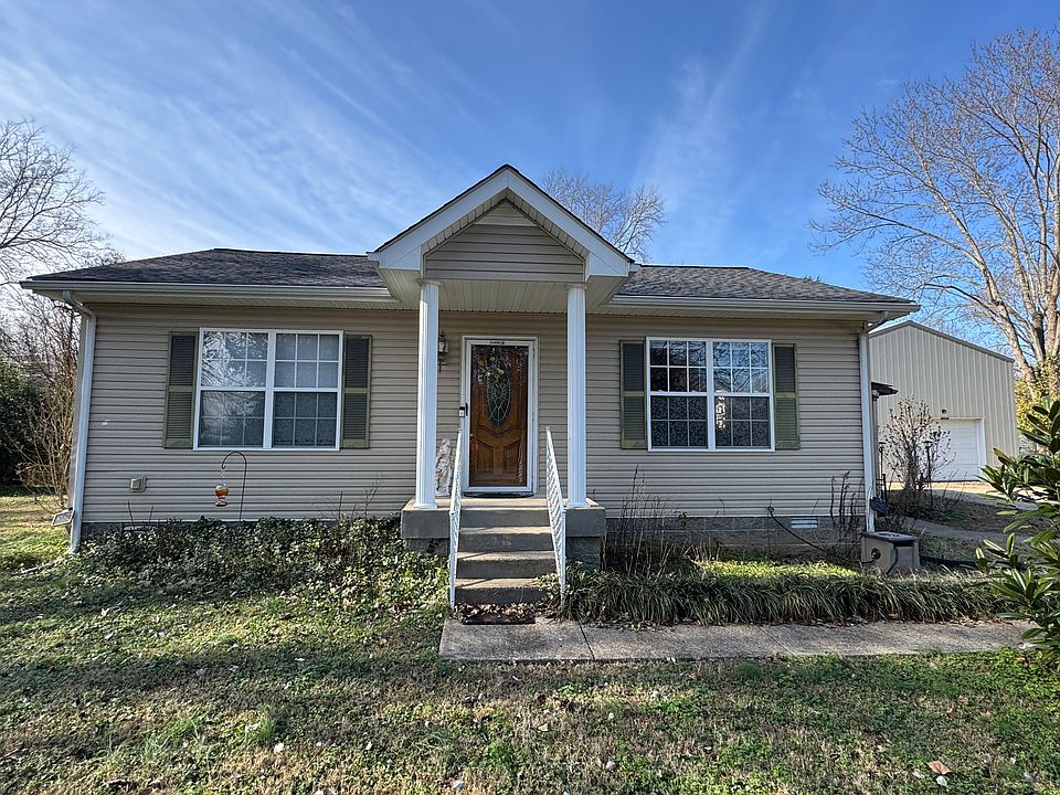1st image of 5 Garth Dr