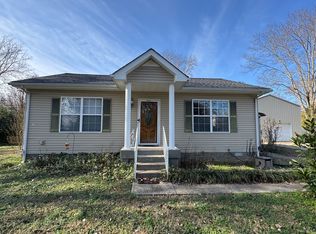 5 Garth Dr, Clarksville, TN 37040