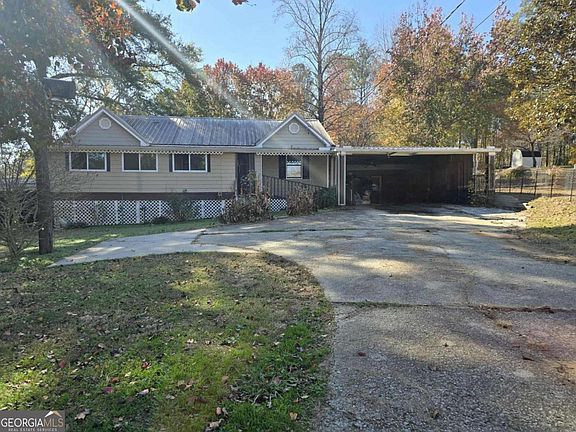 3rd image of 226 Winndale Rd