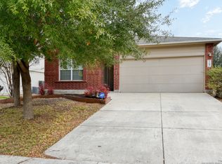717 Hollow Rdg, Schertz, TX 78108
