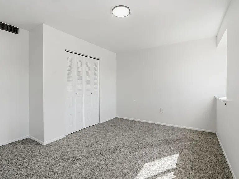 Wilson School Apartments — Photo 17