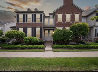 3241 Johanna Ware W #20, Wixom, MI 48393